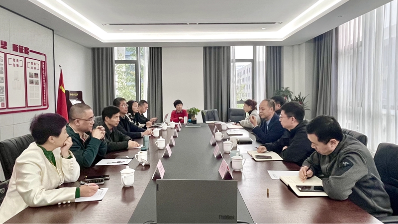 中國飯店協(xié)會會長陳新華、九成大廚總經(jīng)理陳飛舟到訪浙江農(nóng)合