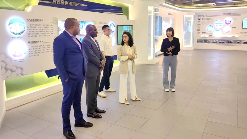 坦桑尼亞駐華公使Alphonce Martin Mwakasege到訪(fǎng)浙農(nóng)愛(ài)普